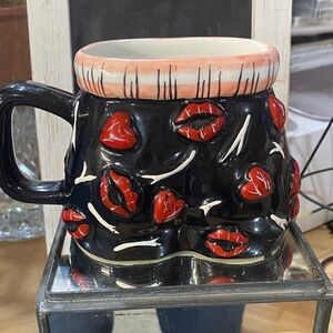 Black Ceramic Mug with Red Lips Motif